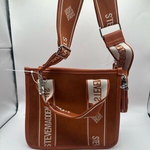 Steve Madden suede crossbody bag. Color whiskey